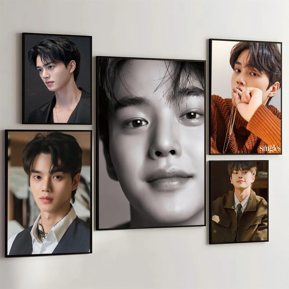 Benutzerdefinierte Song Kang KPOP Anime Poster selbstklebende Kunst wasserdichte Papieraufkleber Kaffeehaus Bar Zimmer Wanddekoration
