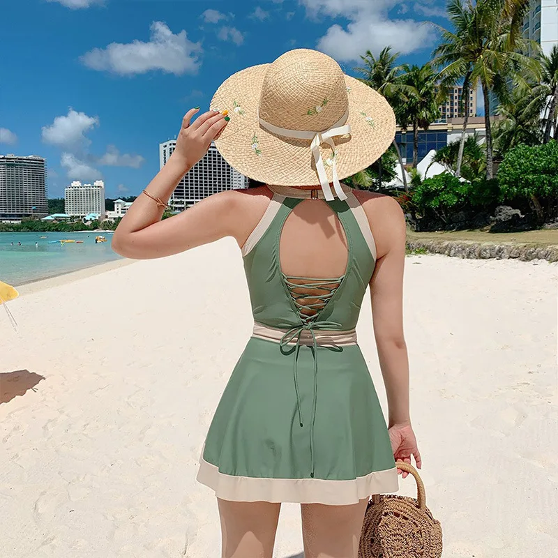 2025 Halter One Piece Swimsuit Dress Women Swimwear Sexy Padded Green Swimming Suit Green Korea Monokini Beach Wear Bathing Suit