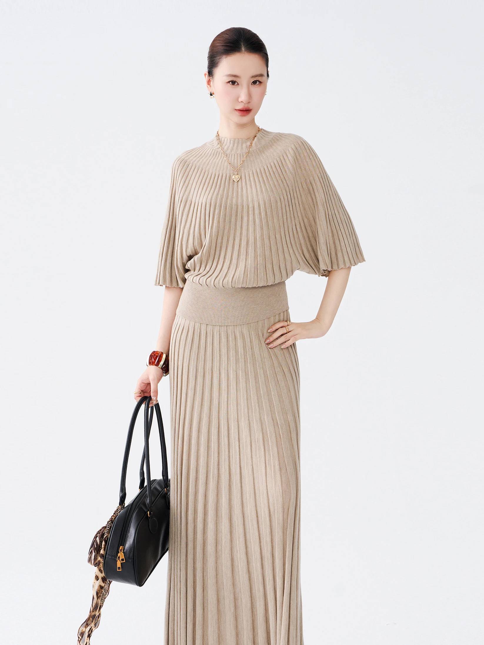 Elegant High Waist Knitted Batwing Sleeve round Neck Two-Piece Set Comfortable Mid-Weight Knitwear for Women Autumn Wear