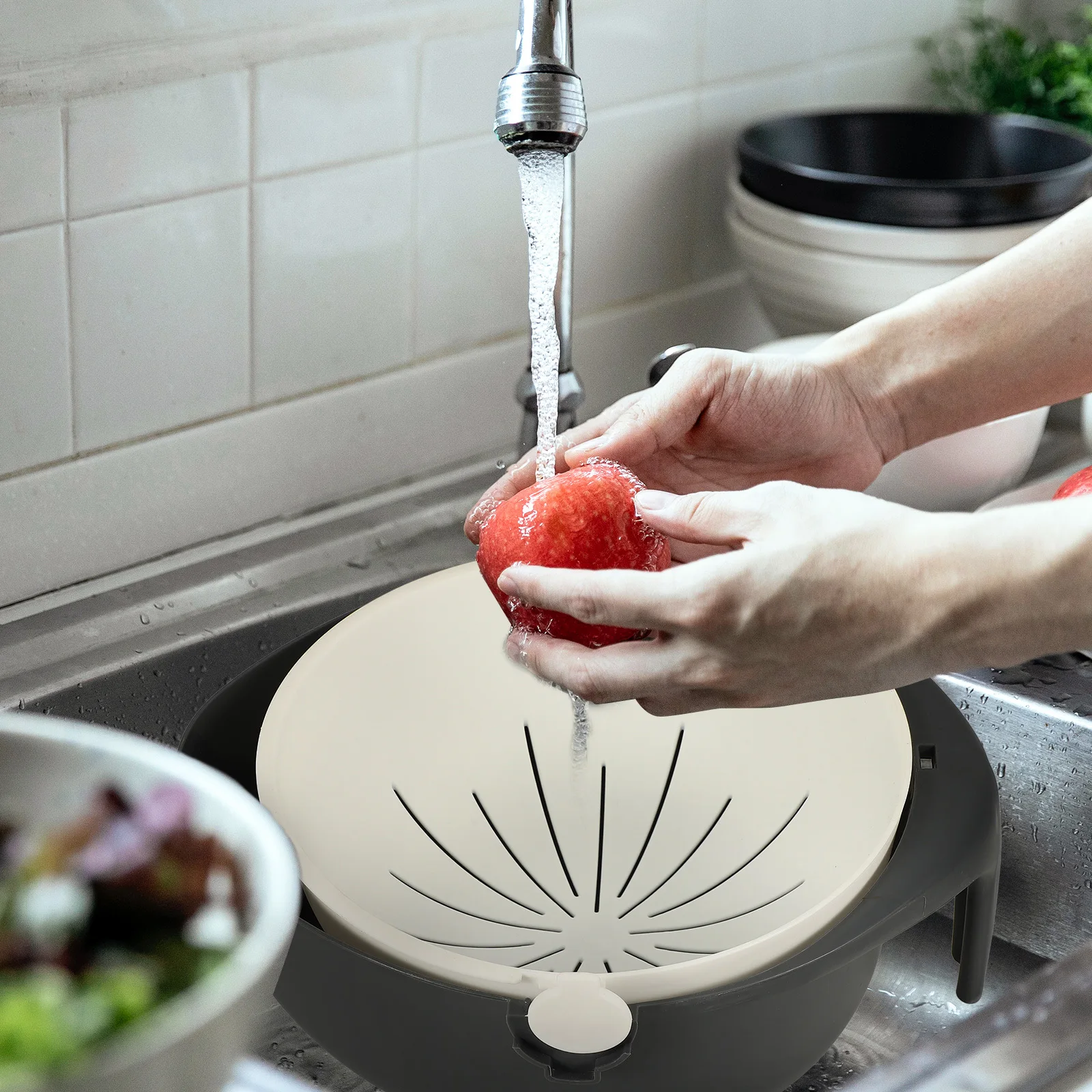 

PP Material Kitchen Storage Basket White Grey Safe Healthy Fruits Vegetables Container Multi-Functional Round