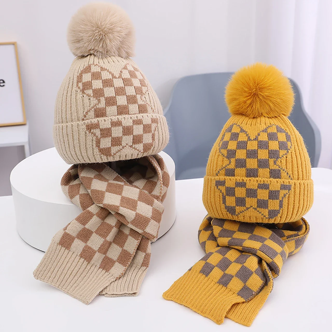 2Pcs/Set Cute Plaid Baby Knit Hat Scarf Cartoon Plush Ball Kids Beanie Cap Winter Warm Woolen Pullover Caps