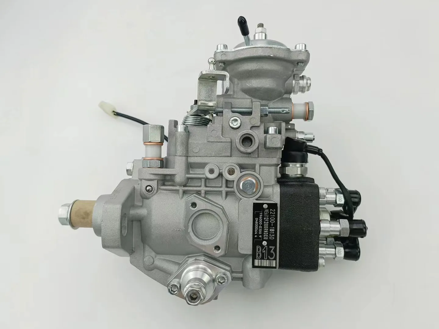 Diesel Fuel injection Pump 104680-9851 NP-VE4/10F1150RNP2171 For NISSAN DIESEL TD27 engine 16700NA002