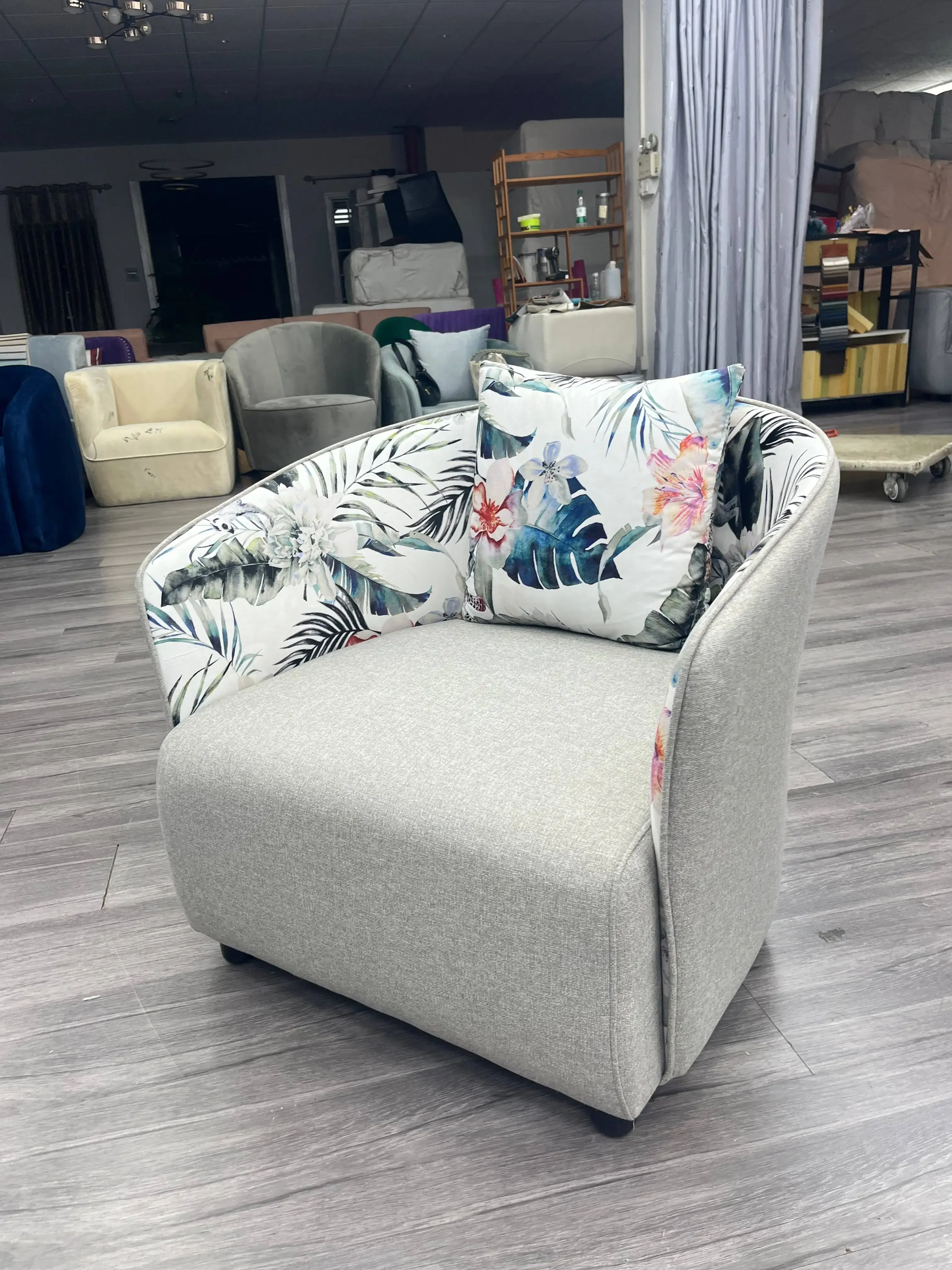 

z Newly Designed Comfortable Casual Sofa Chairs Printed Craft Living Room, Dining Room, Bedroom Custom Hotel Balcony