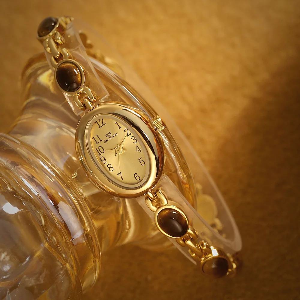 Orologi da donna vintage con quadrante piccolo ovale Bracciale multi tesoro in giada naturale Orologio al quarzo casual di lusso leggero per donna