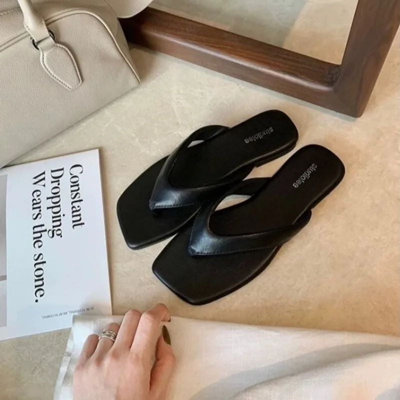 

High Quality Womens Square Toe Flip Flops Summer Casual Leather Thong Sandals Comfortable Flat Slides for Beach Outdoor Vacation