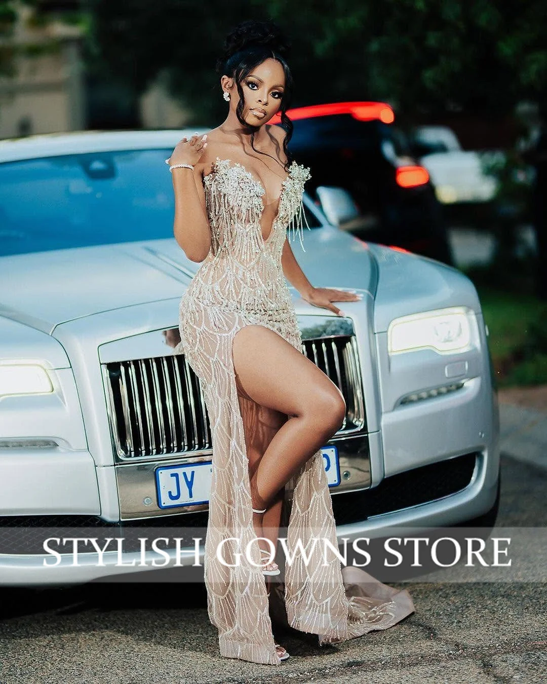Sparkly V Neck Long Prom Dress For Black Girls Sequined Birthday Party Dresses Beaded Crystal High Slit Evening Gowns Customized image 3