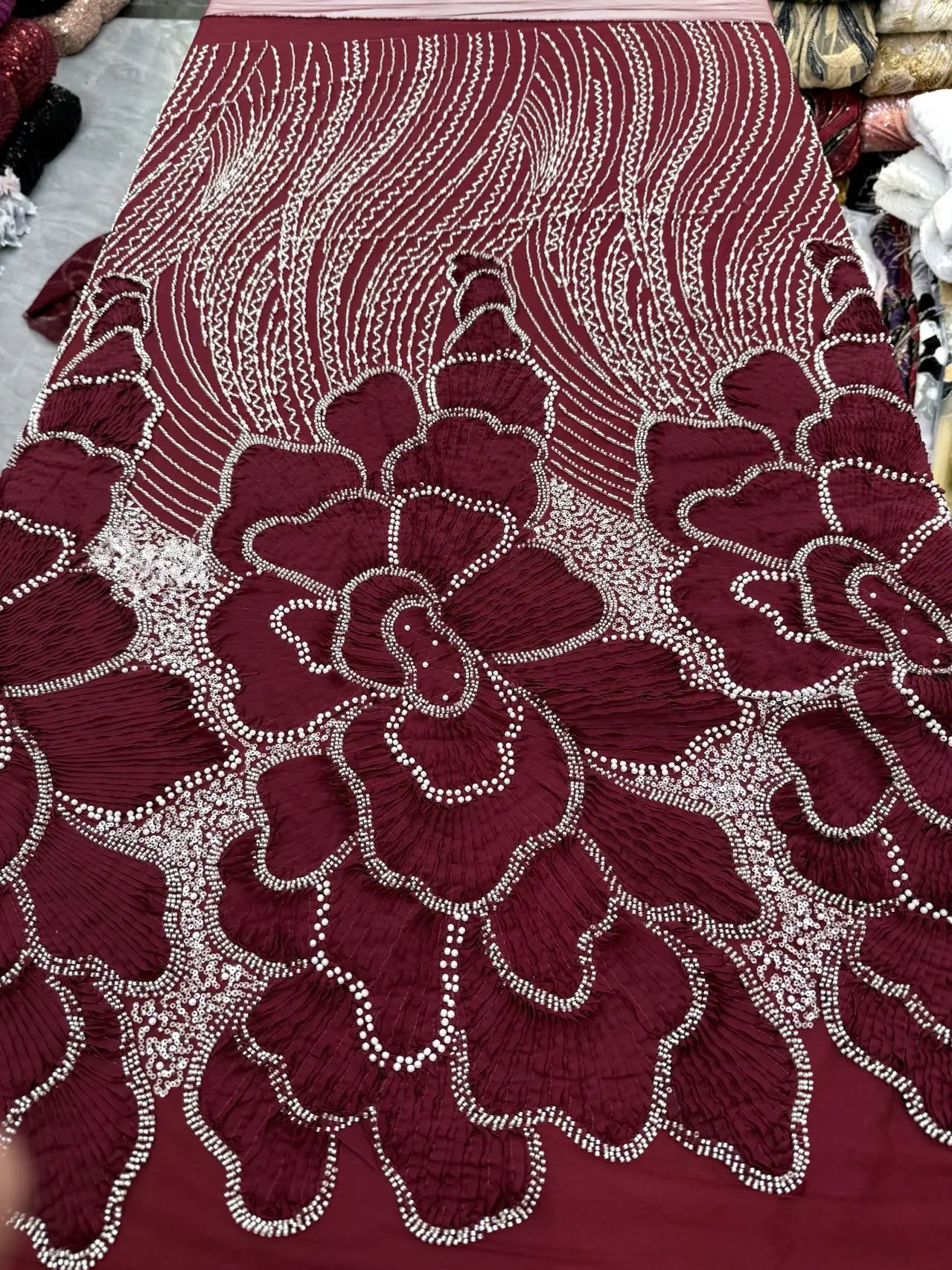 ผ้าลูกไม้ตาข่ายประดับลูกปัดหนักสไตล์แอฟริกันสุดหรู ปี 2026 คุณภาพสูง ผ้าลูกไม้ปักเลื่อมแบบไนจีเรียใหม่ สำหรับตัดเย็บชุดแต่งงาน ชุดคริสต์มาส สำหรับผู้หญิง