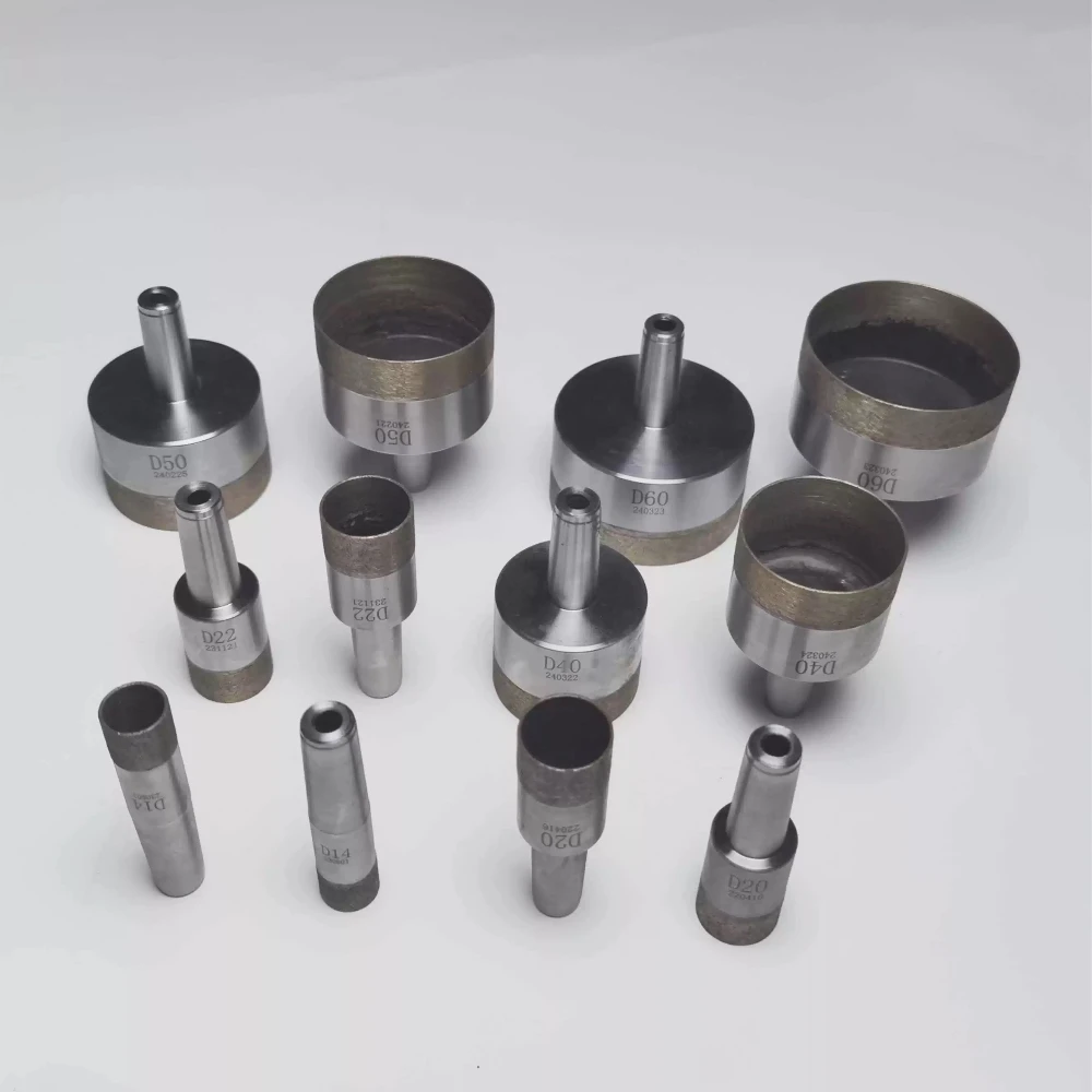 

Алмазные спеченные сверла с хвостовиком конуса Морзе для стеклянной керамической плитки, диаметр: 3–130 мм.