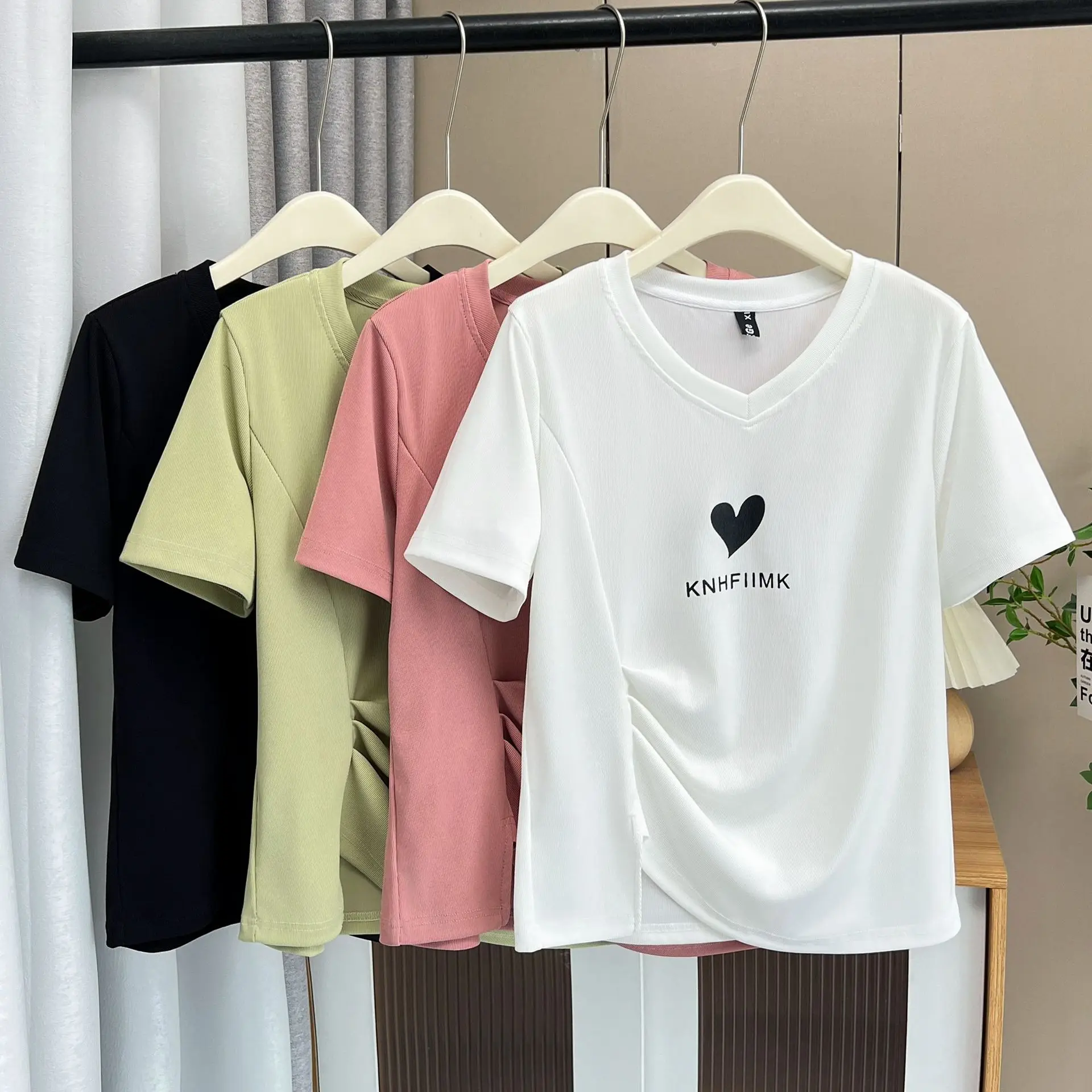 Sommer unregelmäßige Falte Kurzarm T-Shirt Frauen neue Plus Size Mode Liebe drucken lässige Tops