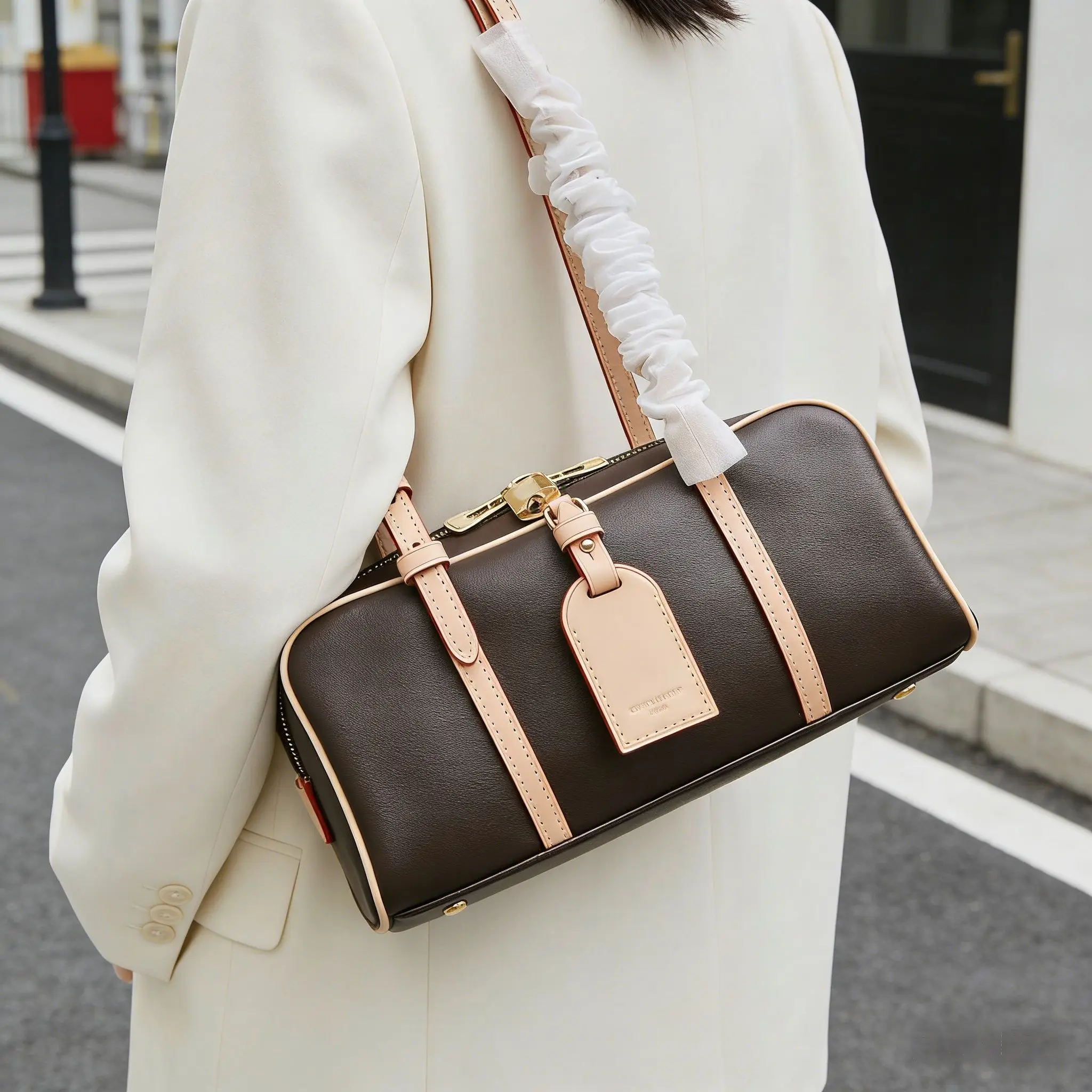 High-end light luxury women's bag, new pillow bag, casual and fashionable large-capacity crossbody bag and shoulder bag