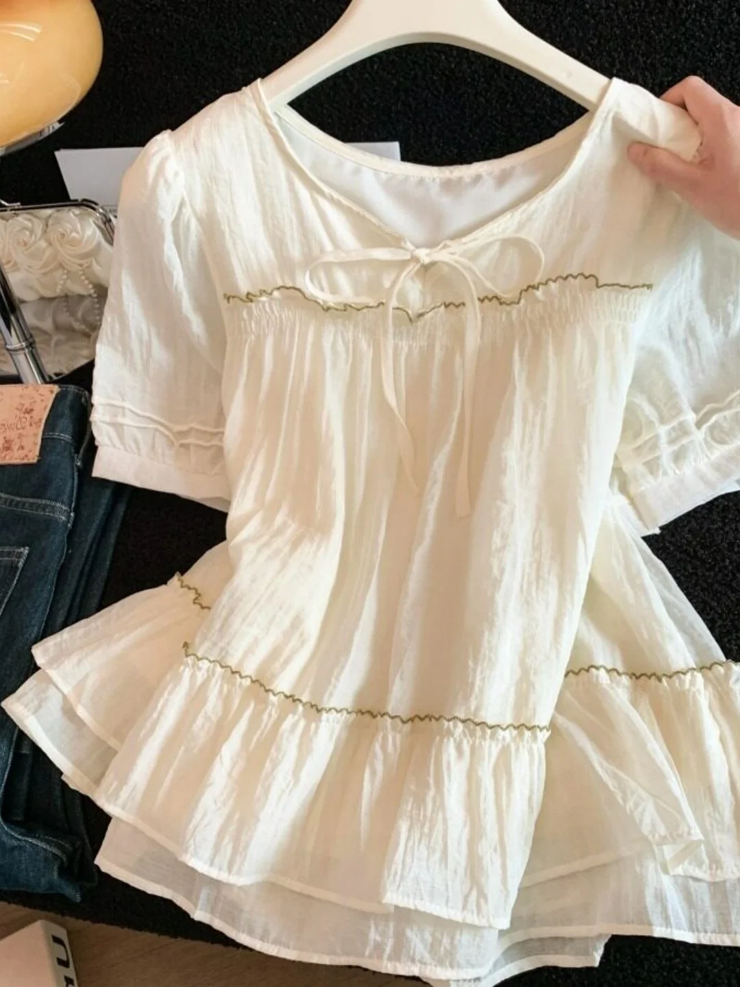 

French Style Loose Fit Short Sleeve Bubble Shirt Women's Summer New Design Slimming Belly Covering Ear Bud Lace Top