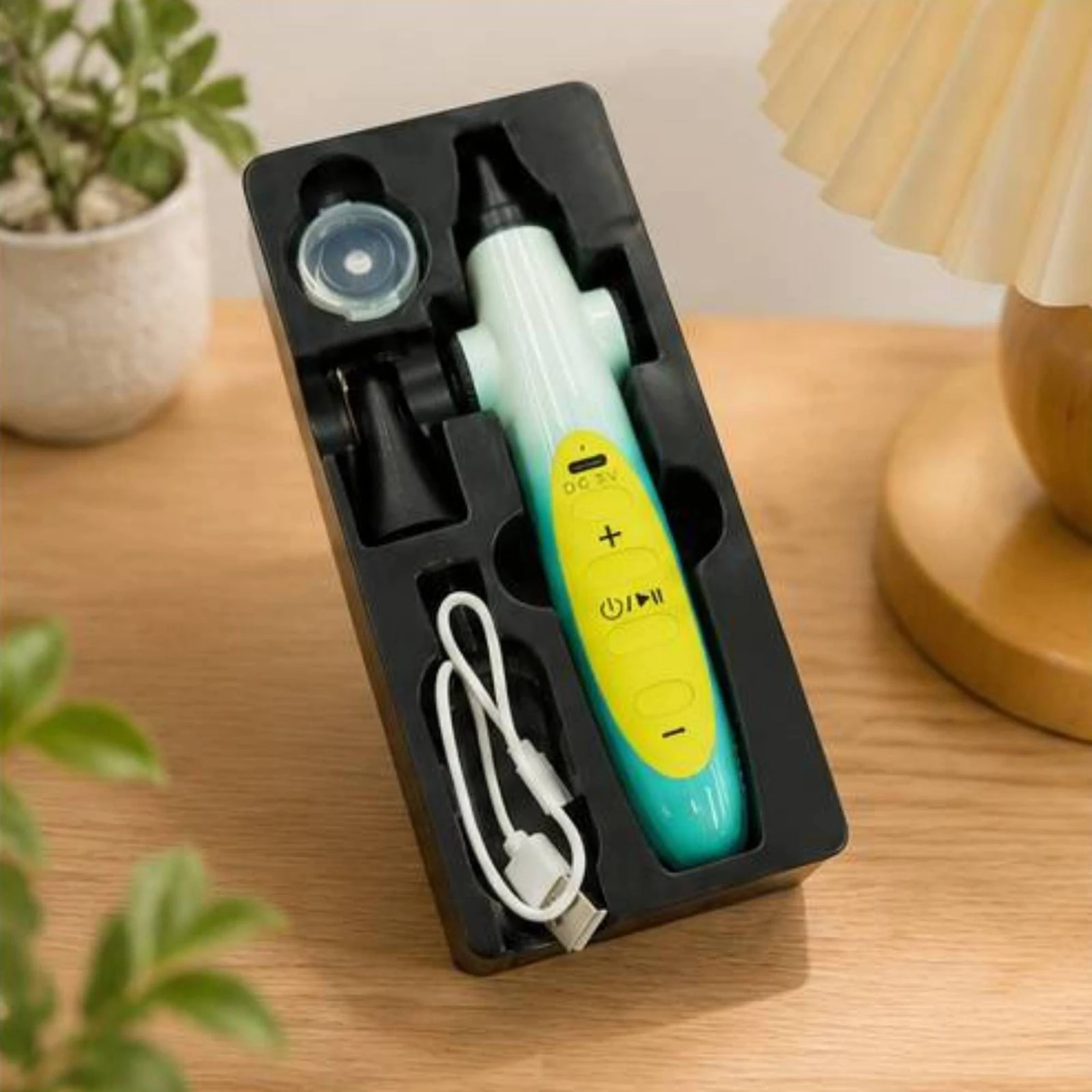 

Handheld Electric Kazoo Glossy Electric Kazoo Music Tool Perforated