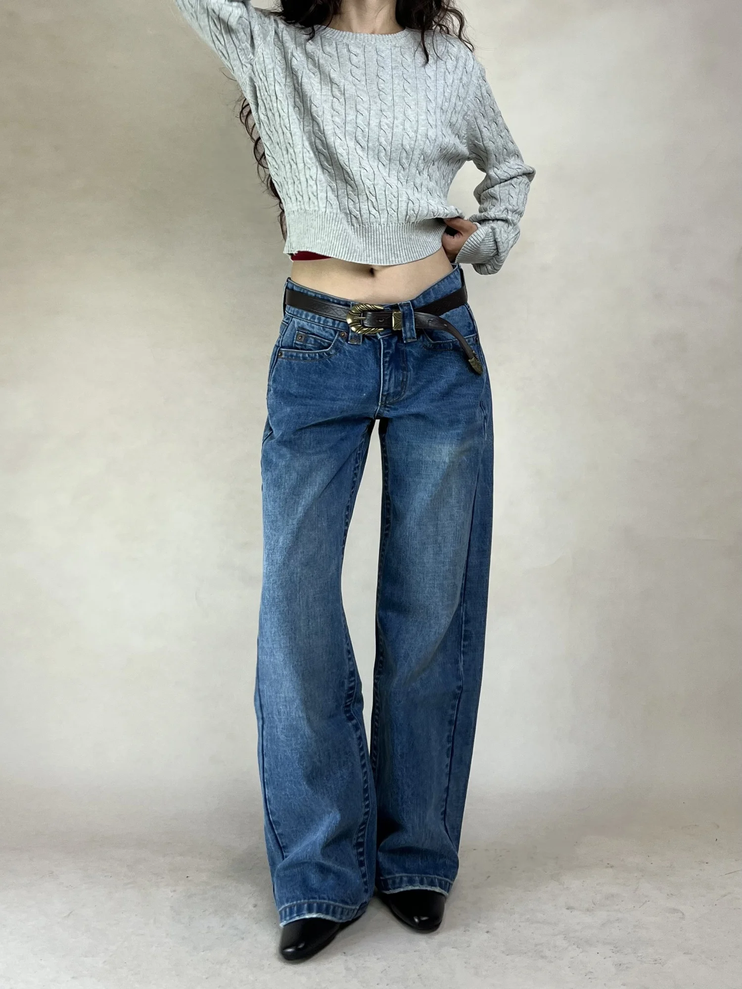 

Женские джинсы с низкой посадкой, средней синей плотности, прямого кроя, повседневные, осенние, модные, 2025 года