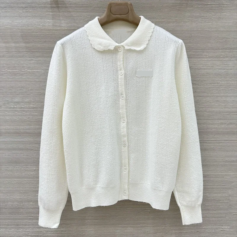 

High quality Wave style collar women's cardigan sweater in simple and pure white 2025 new collection 25121373
