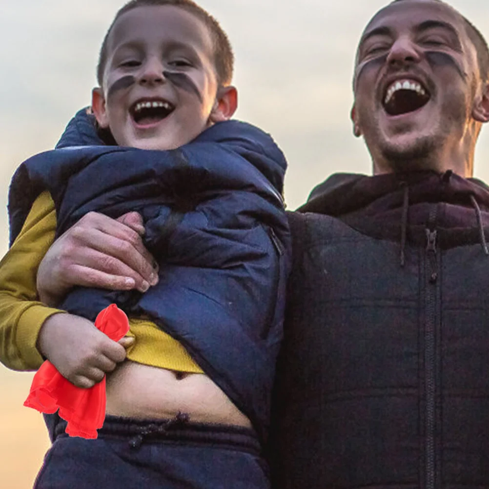 1 set di bandiere per penalità sportive, kit per arbitro di calcio rosso giallo, fischio, bandiere portatili leggere per l'allenamento del calcio