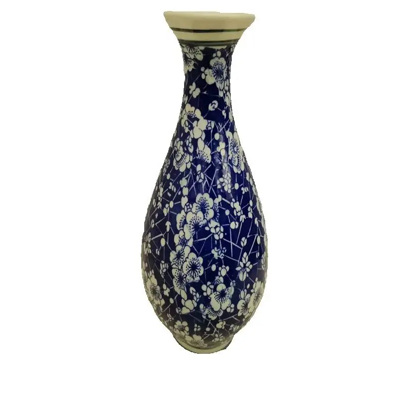Old Porcelain vase from the Cultural Revolution period,Chairman Mao and Chiang Kai shek