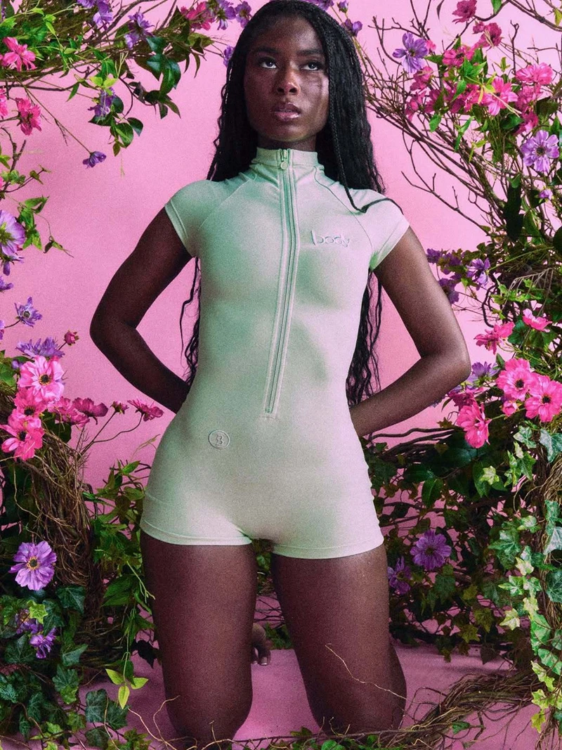 

СТИЛЬНЫЕ женские спортивные комбинезоны с буквенным принтом, лето 2021, женские облегающие комбинезоны с короткими рукавами и вырезом, сексуальные клубные вечерние комбинезоны