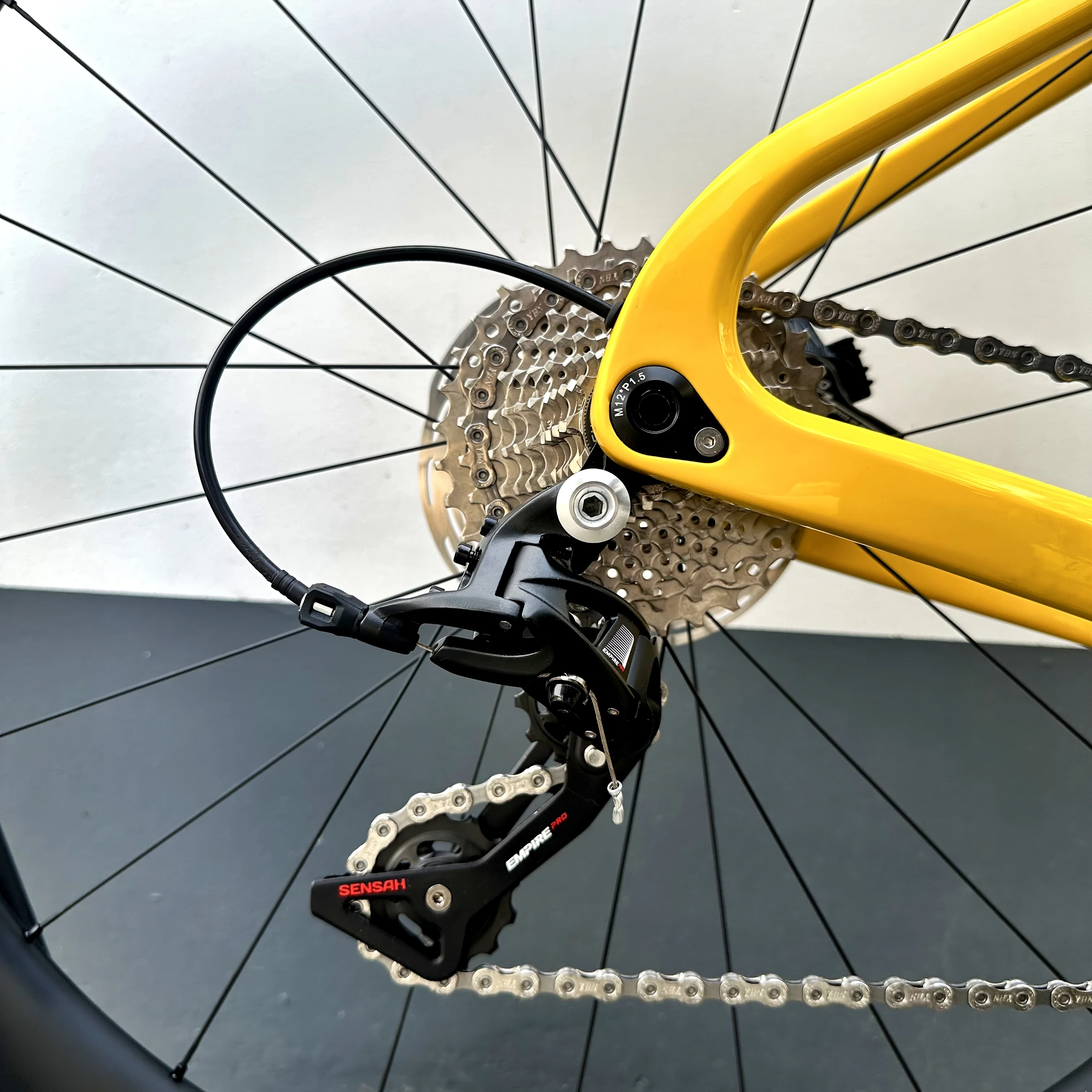 공장 새 모델 리미트 엔듀런스 T800 카본 파이버 로드 바이크 24단 풀 유압 디스크 브레이크 카본 파이버 레이싱 바이크