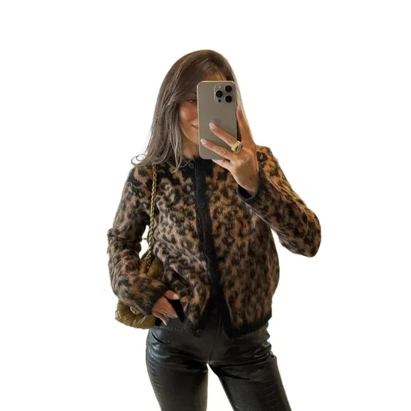 

Autumn Winter New Leopard Knitted Cardigan For Women Casual Fashion Buttons Sweater Outwear Long Sleeve Female Cardigan