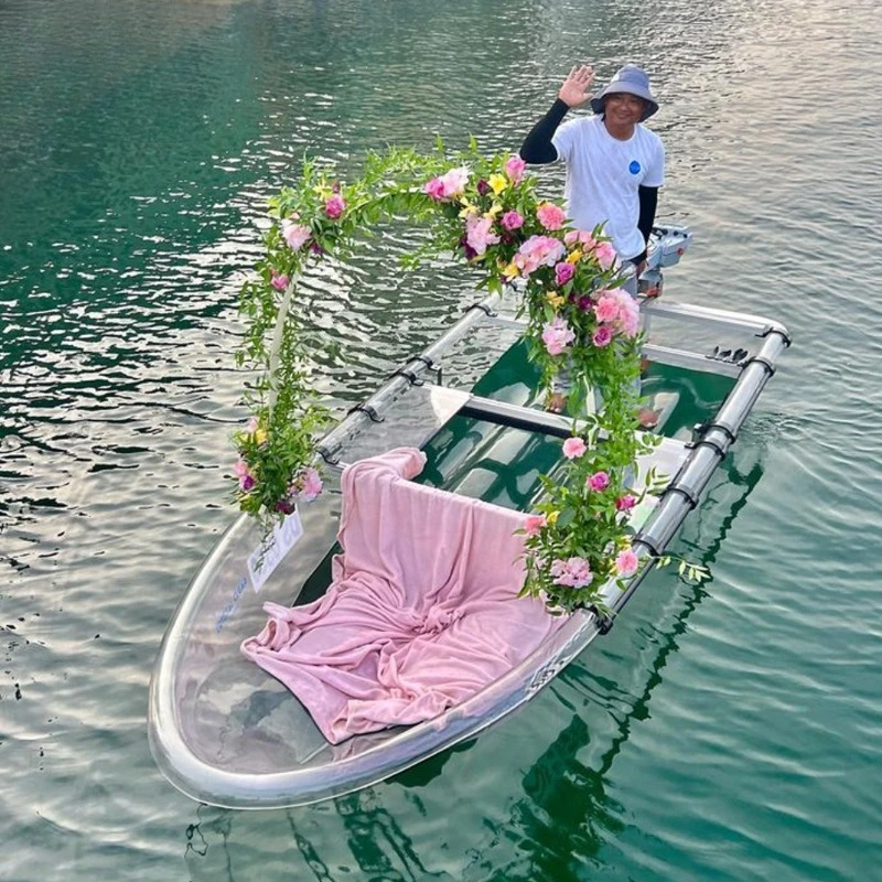 Trendy wedding photography, staged PC hand-rowing, water resort electric rides, transparent boats