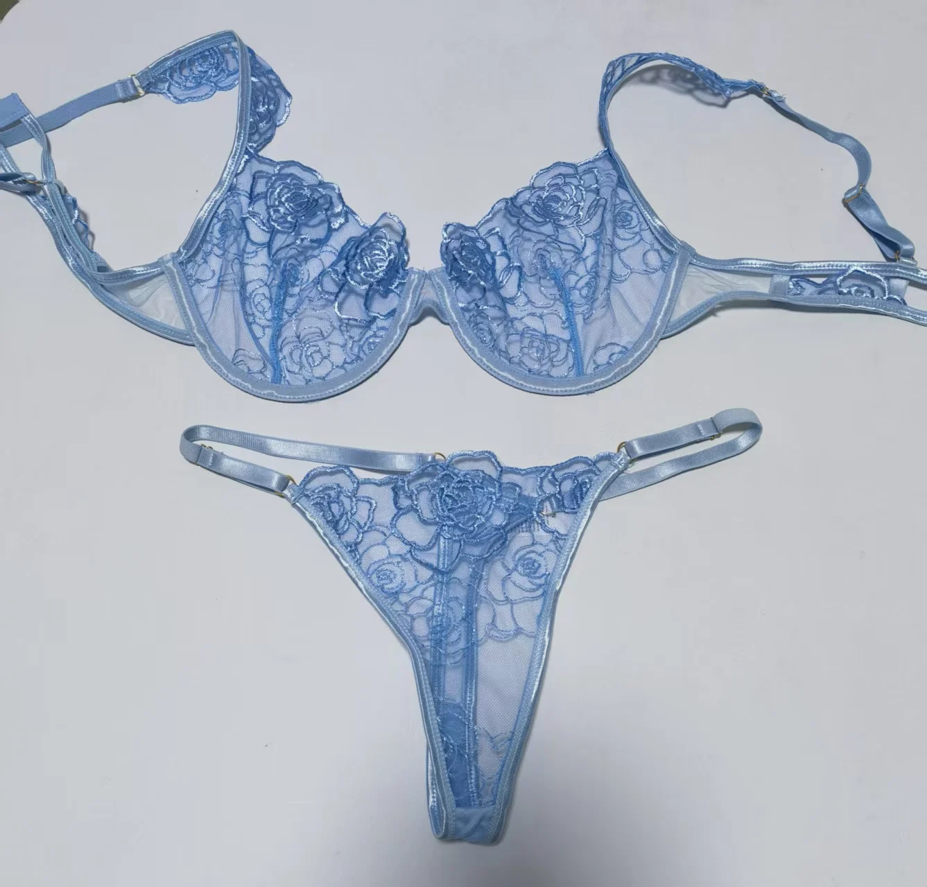 

Комплект эротического нижнего белья из 2 предметов