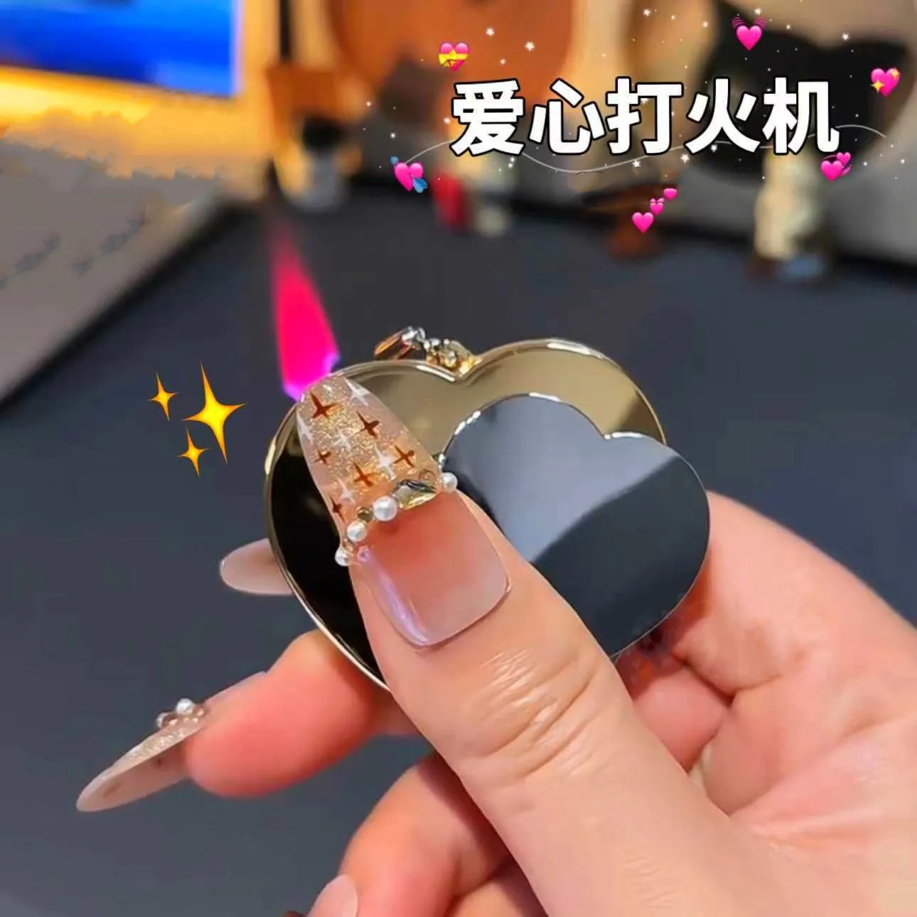 

New Metal Heart-shaped Pendant Lighter Windproof Jet Pink Flame Inflatable Portable Lighter for Men and Women As A Gift