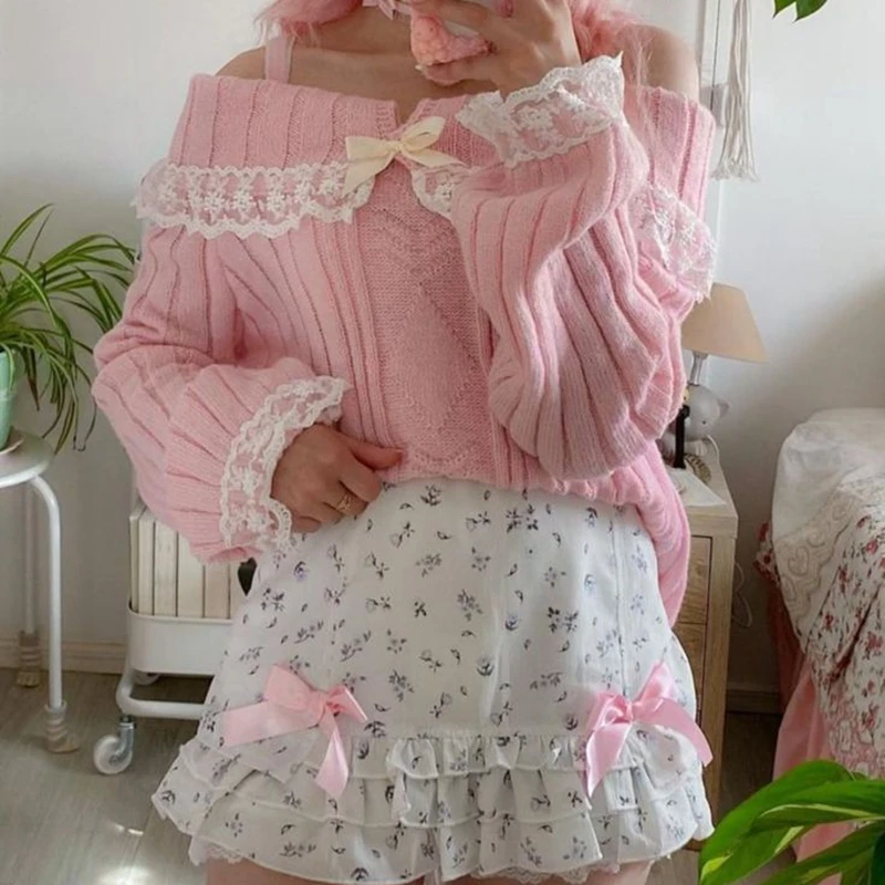 Ładne urocze stroje Harajuku Cosplay sweter Kawaii koronkowe wykończenia swetry z odkrytymi ramionami Y2K estetyczne Vintage swetry z długim rękawem