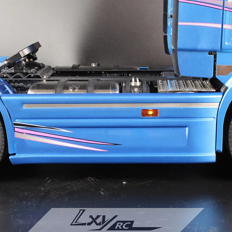 Escala 1:14, 2 uds., paneles laterales de Metal de simulación, accesorios de actualización para camión Tamiya RC SCANIA R470