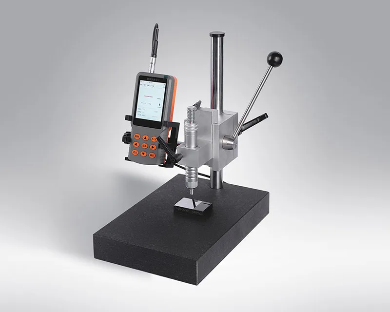 Portable Ultrasonic Hardness Tester with Manual Probe for On-the-go Testing