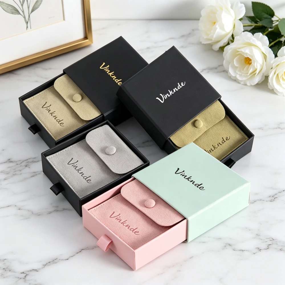 

Custom 7x7x1.7cm Paper Jewelry Box With 6x6cm Microfiber Snap Pouch Cardboard Drawer Necklace Earrings Rings Keychain Gift Boxes