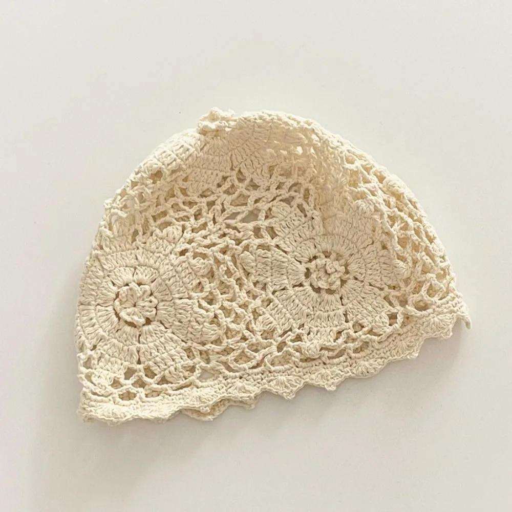 

Sweet Handmade Crochet Flower Hat Bohemian Style Thin Beanies Hat Ethnic Style Korean Weave Cap Outdoor