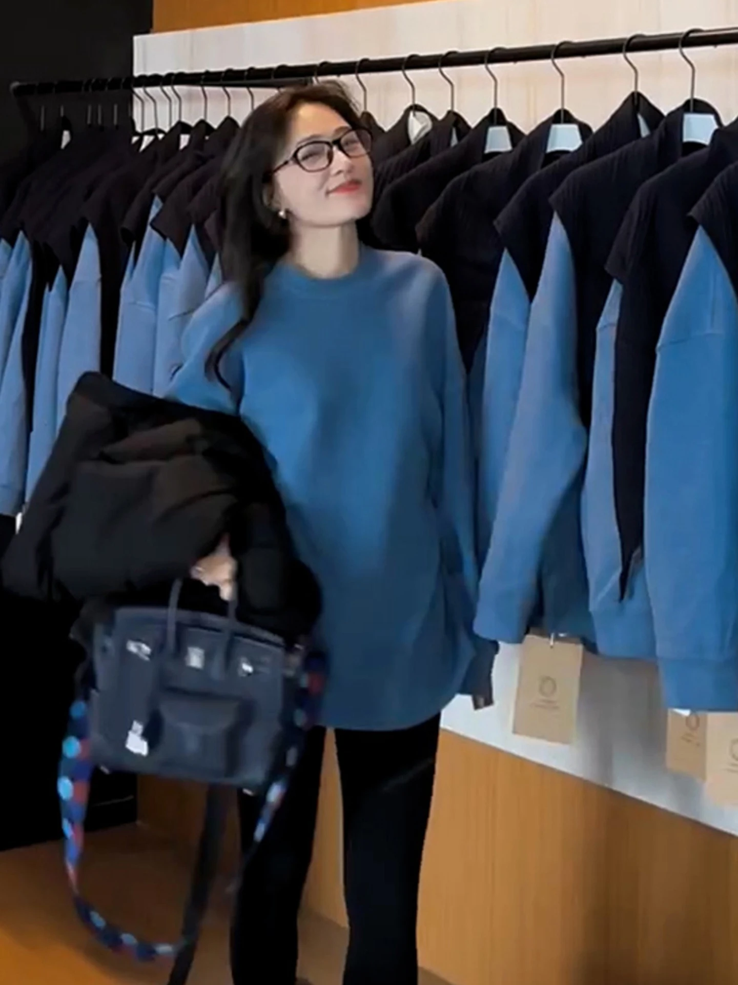 

Sweatirt Simple round Ne Long Sve Loose Women's Faionable Top Commute Sle Winter Season Pure Color