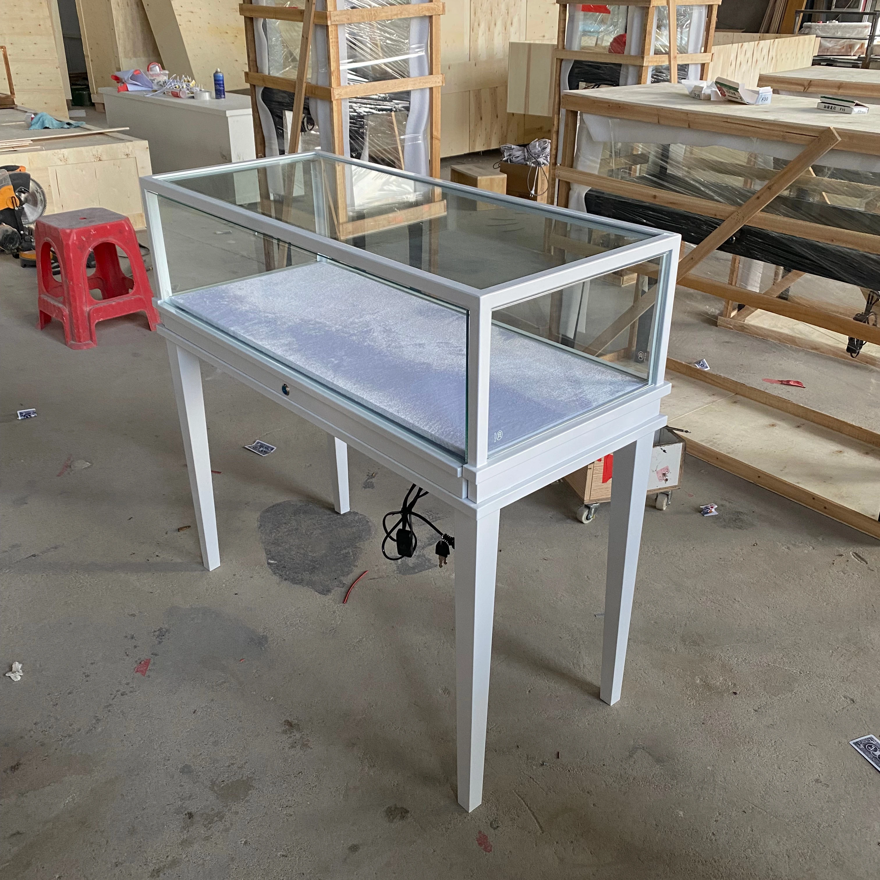 Custom.Hong Zhan Source Custom Detachable Jewelry Display Case Modular Assembly with LED Light for Retail Stores & Exhibitions