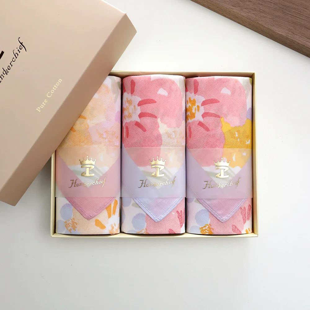 lenco-vintage-feminino-de-43cm-em-100-algodao-estampado-fino-e-absorvente-lenco-floral-quadrado