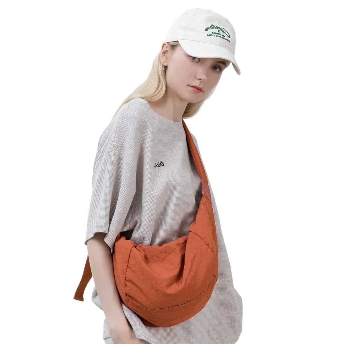 

Сезон открытия, новая модная женская сумка через плечо большой вместимости для отдыха, корейская версия японской версии сумки