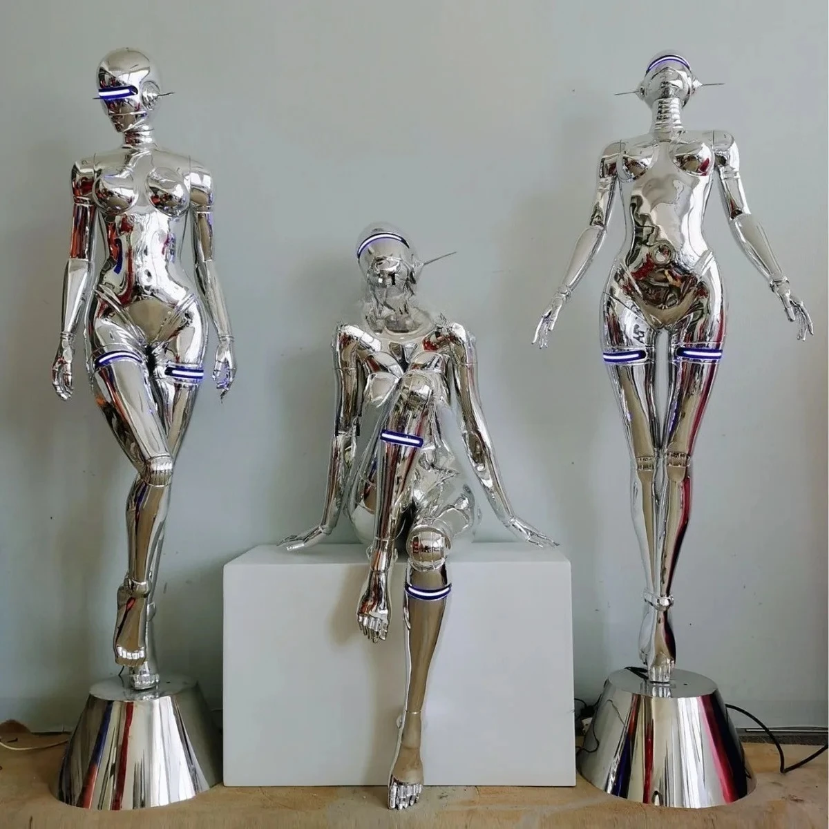 XL Machinery Jikong Shanji Large Ornament Trend Electroplating Sculpture Floor Decoration