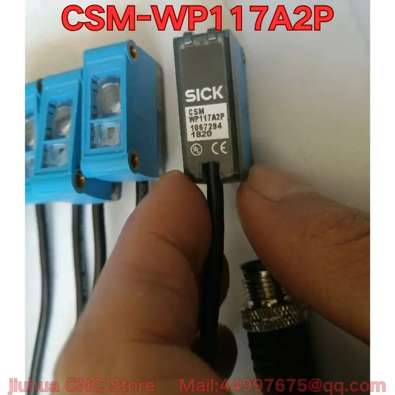 

Функциональный тест б/у датчика цвета CSM-WP117A2P обычно.