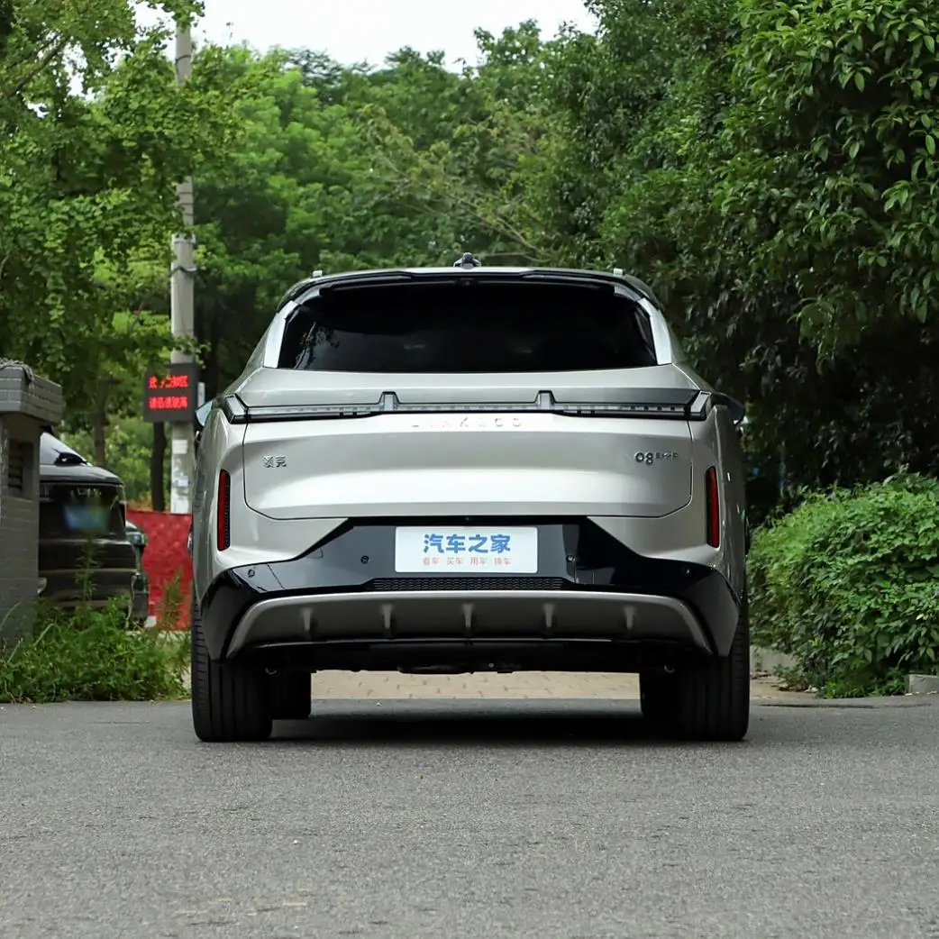 Lynk & co-Z10超大スペース電気自動車、後輪4輪駆動、快適で高性能、702km、先行販売