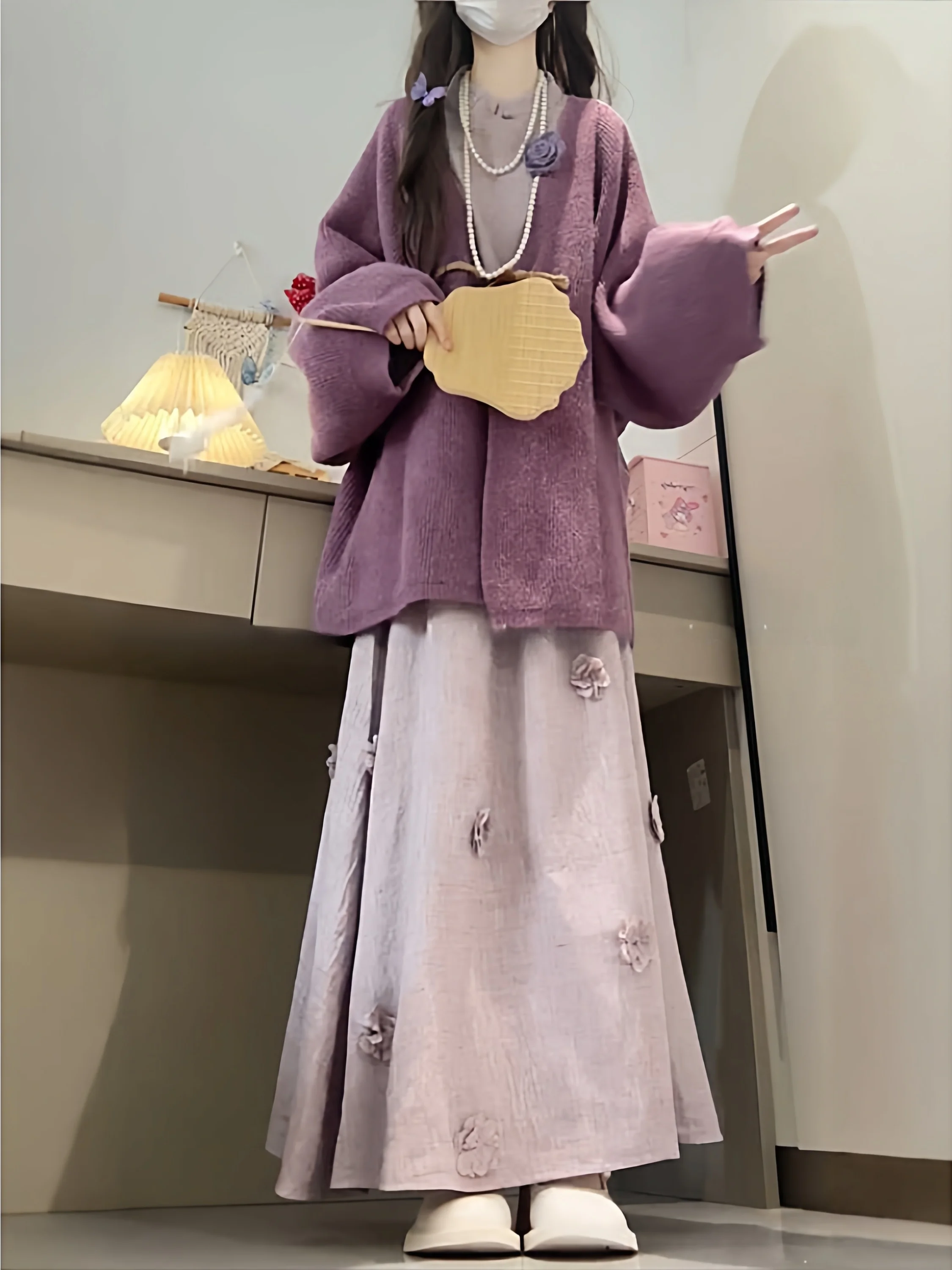 

Весенний новый модный антивозрастной вязаный комплект из двух предметов больших размеров для женщин: свободная юбка с высокой талией и повседневная одежда