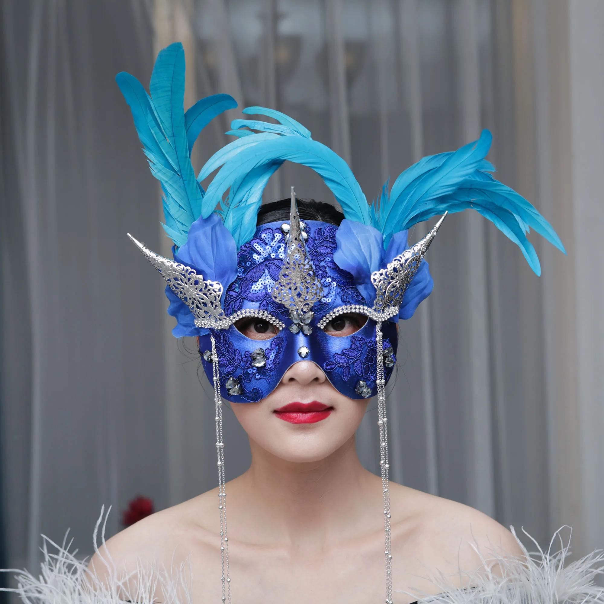 

Европа и США преувеличивает Венецианскую маску с синим цветком, певица в маске с перьями, Хэллоуин, карнавал, маскарад, вечеринка