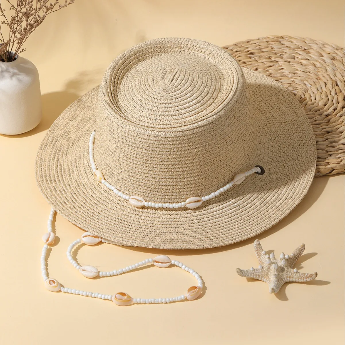 Women Elegant Straw Hat With Shell Chain Decor UV Sun Hat Spring Summer Outdoor Beach Vacation Fashion Wide Brim Cap
