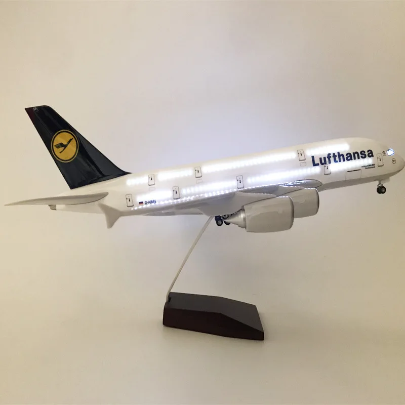 

Модель немецкого самолета Lufthansa 380 с подсветкой, украшение, 47 см, модель искусственного самолета