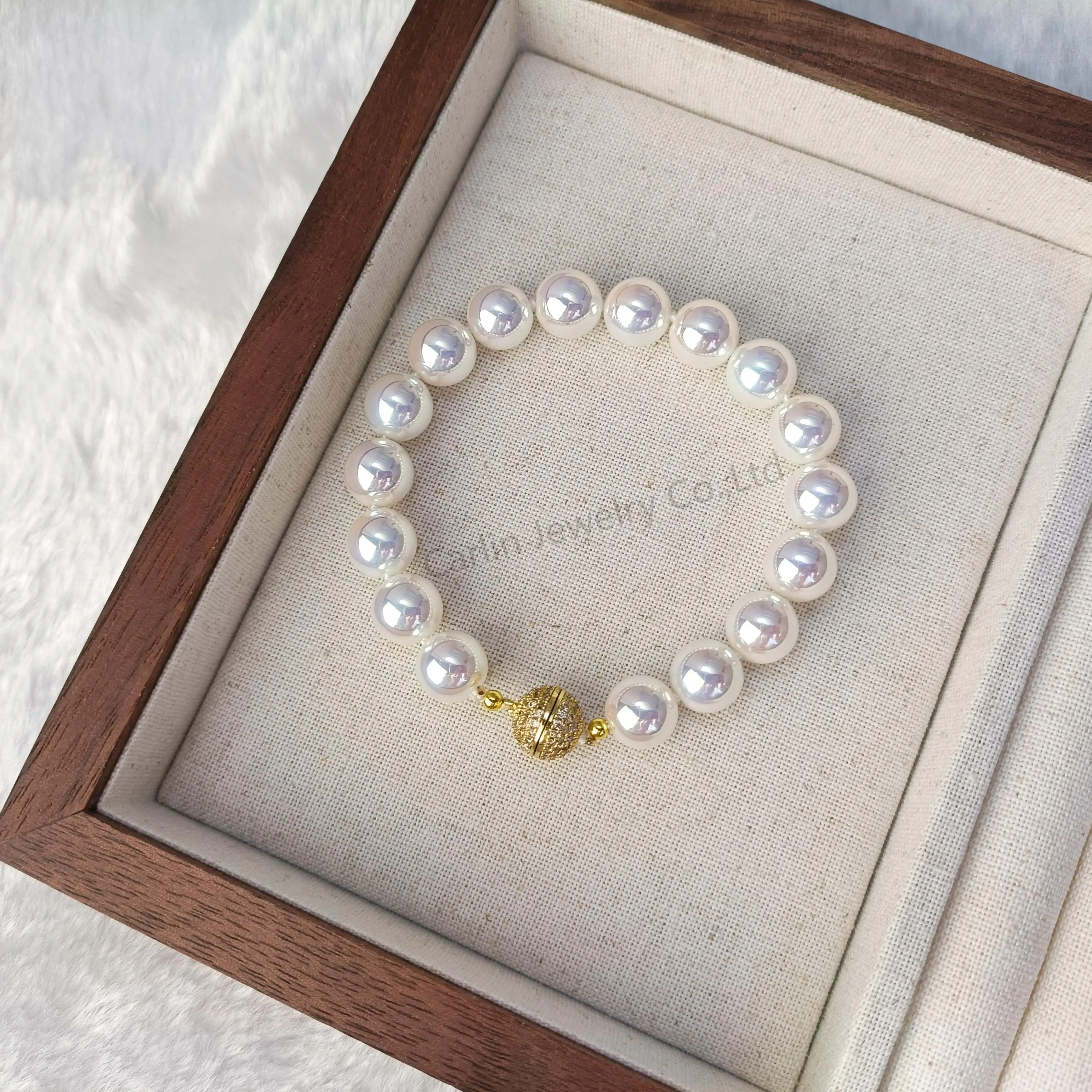 

Trendy Akoya Pearl Round Shape High Quality 10mm/12mm Imitation Shell Beaded Bracelet Women Jewelry