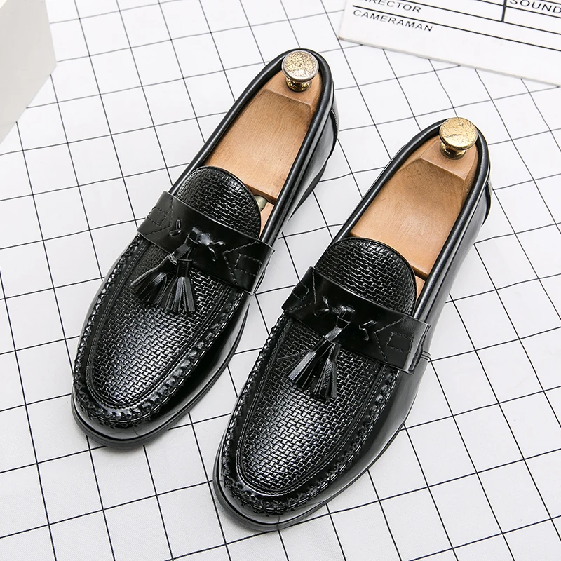 Luxury Brand Tassel Loafers Brown Slip-on Comfortable Men Leather Shoes High Quality Casual Shoes Fashion Designer Men Moccasin