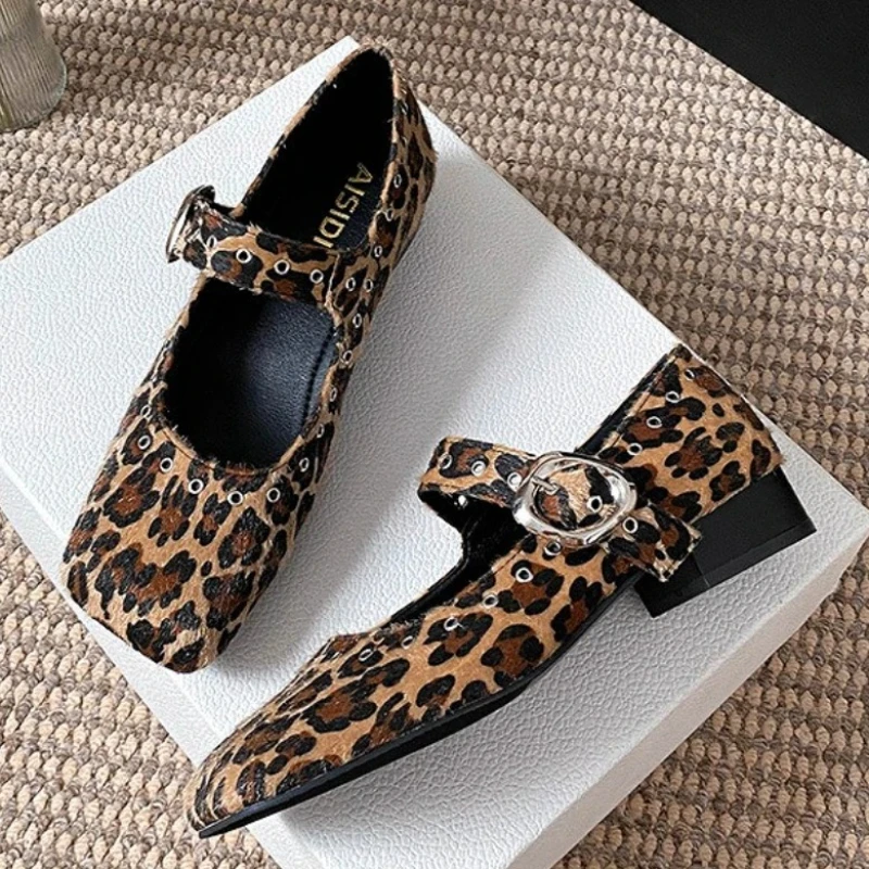 Retro Rivet Low Heel Mary Jane Shoes Women Autumn New Leopard Square Toe Ballet Shoes Fashion Buckle Design Casual Loafers