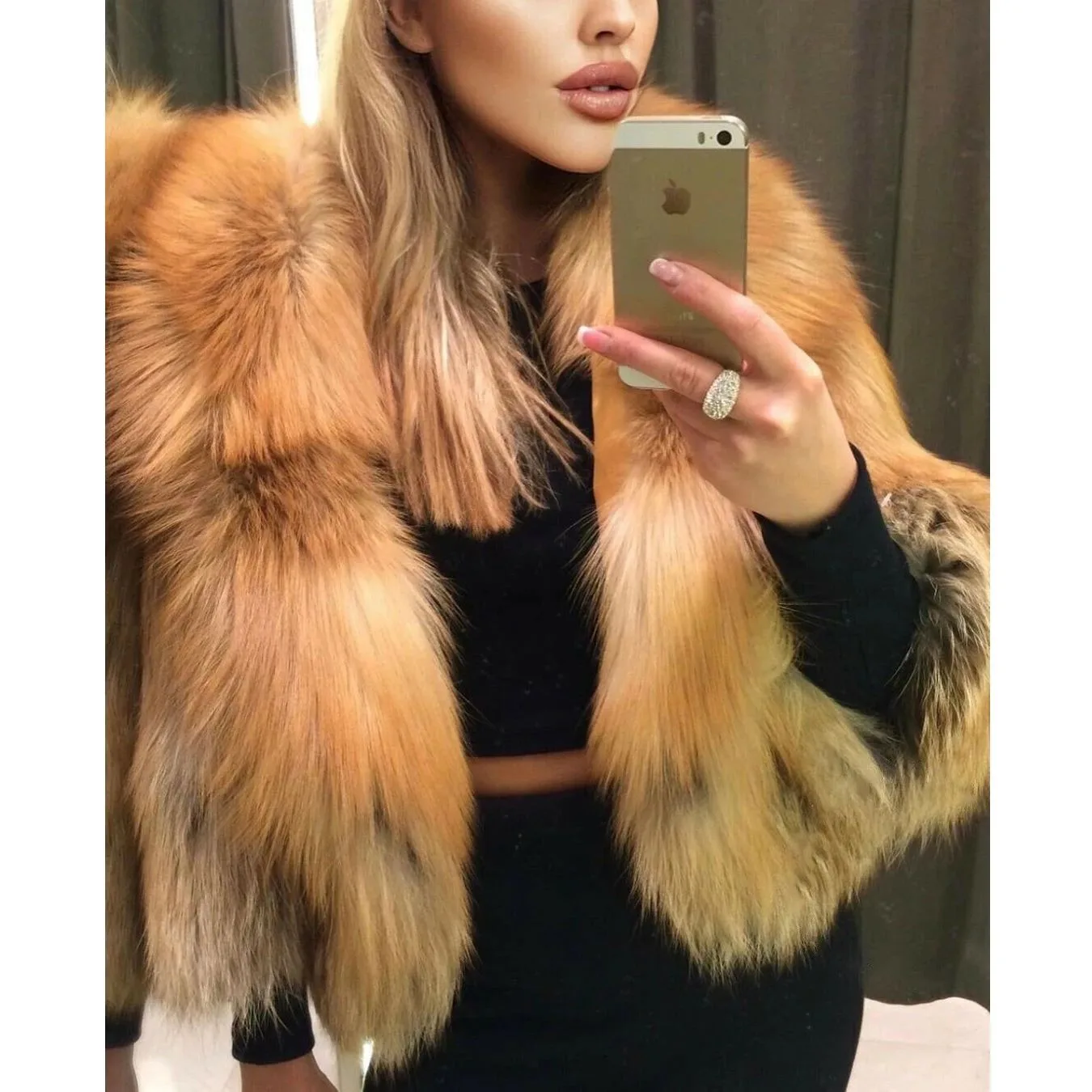 

Fashion Women's Real Fox Fur Coat 100% Natural Full Pelt Short Animal Fur Jacket Winter Warm Fluffy Thick Outwear New clothing