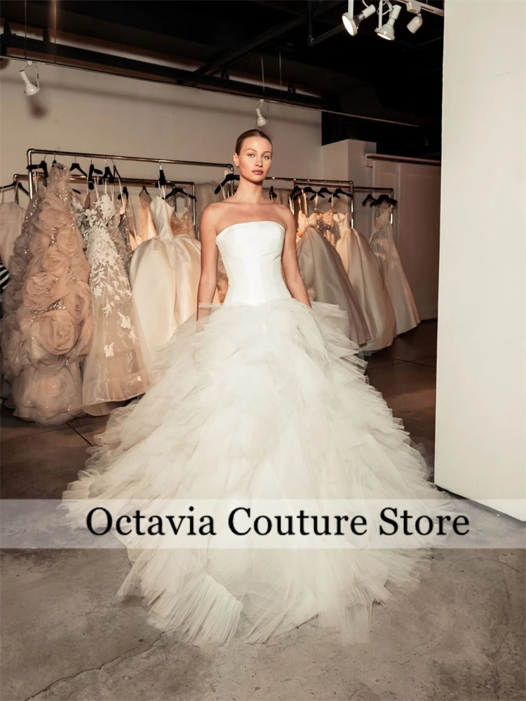 Customized Luxury White Organza Evening Dress Strapless Sleeveless Vestido De Novia Lace Up Back Bespoke Occasion Gown