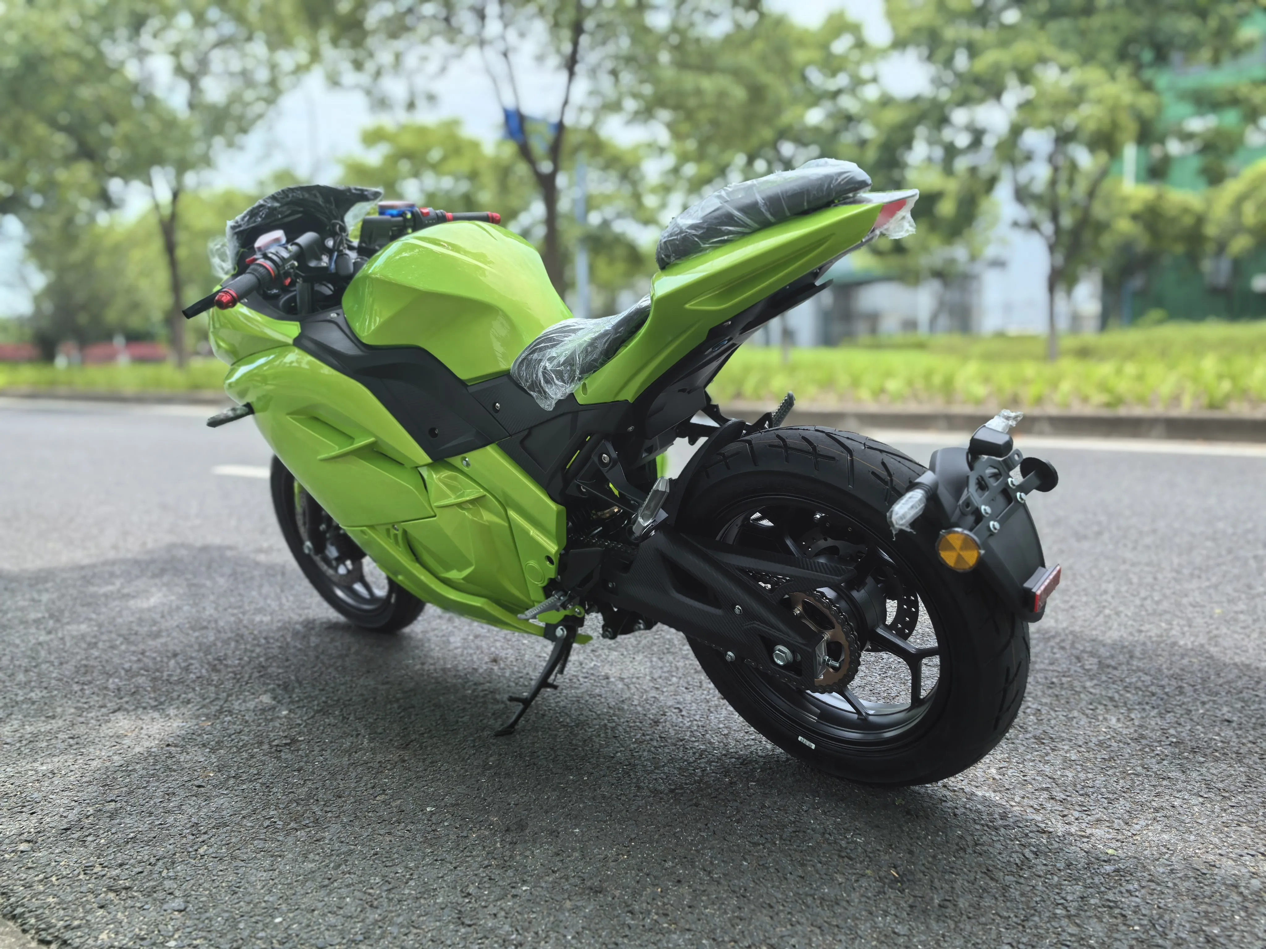 Calico High-performance 3000W Brushless Racing Electric 72V Lithium Battery with A Maximum Speed of 100km/h