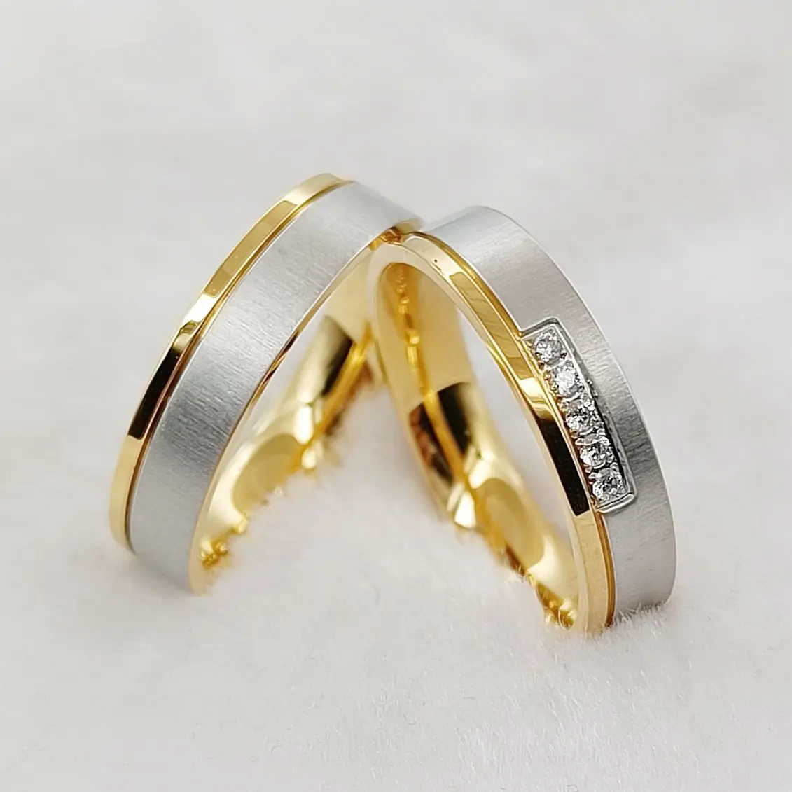 High Quality Handmade Designer Promise Wedding Rings for Couples Western 14k Gold Plated Titanium Steel jewelry Lover's Ring