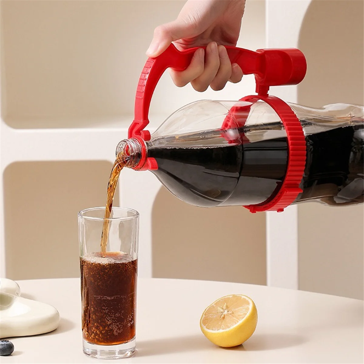 

Y31A Beverage Bottle Pouring Handle Precisely Control Pouring Flow Rate Built-in Bottle Opener